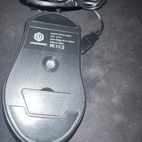 BRAND NEW CYBERPOWER MOUSE - Picture 2 of 2